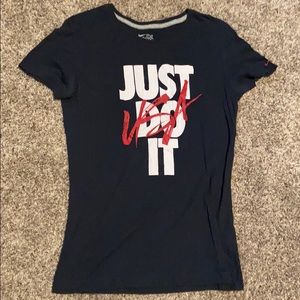 Nike T-shirt